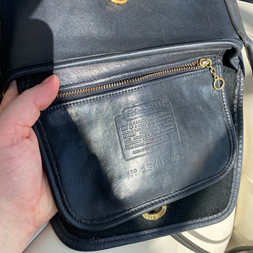 ❌SOLD❌ Vintage Coach Quincy Crossbody | Pre-1994 USA | Black Leather Turnlock - Picture 16 of 16